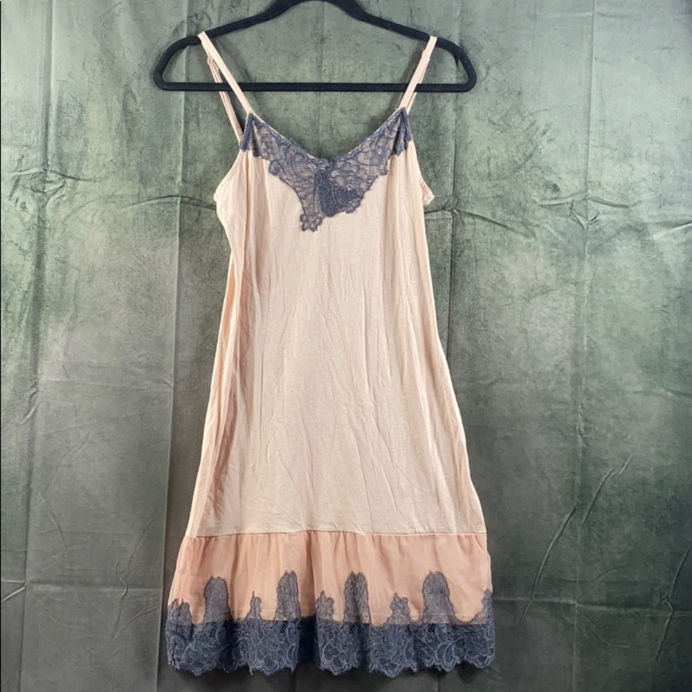 Eloise blush pink slip dress - Picture 5 of 8
